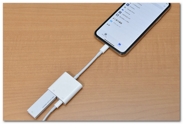 iPhone 動画 USB 移す