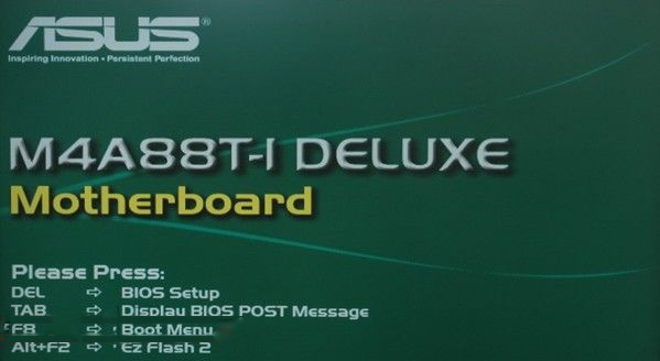 ASUS ラップトップのBIOSセットアップに入る